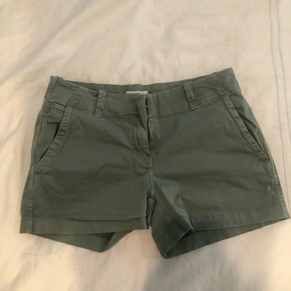 Vineyard Vines Sage Shorts